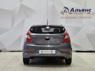 2015 Hyundai Solaris I Рестайлинг, серый, 960000 рублей, вид 4