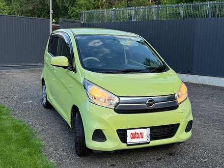 2017 Nissan Dayz I Рестайлинг, зелёный, 590000 рублей, вид 3