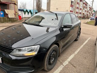 2013 Volkswagen Jetta VI, чёрный, 980000 рублей, вид 1
