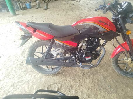 2025 Racer Flash, красный, 90000 рублей, вид 2