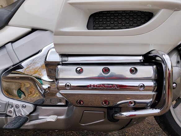 2010 Honda GL 1800 Gold Wing, белый, 1095272 рублей - вид 6