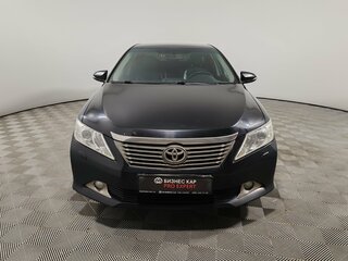 2013 Toyota Camry VII (XV50), чёрный, 1299000 рублей, вид 2