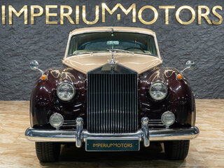 1958 Rolls-Royce Silver Cloud I, коричневый, 22990000 рублей, вид 3