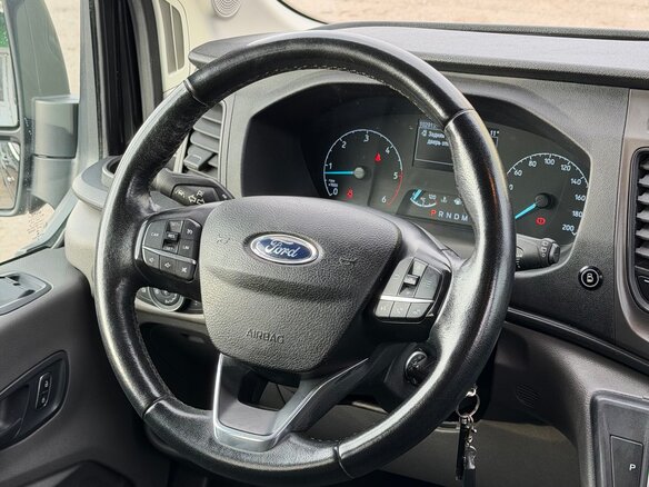 2019 Ford Transit, чёрный, 3950000 рублей - вид 13