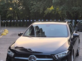 2018 Mercedes-Benz A-Класс 200 IV (W177), чёрный, 2550000 рублей, вид 1