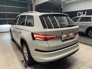 2025 Skoda Kodiaq I Рестайлинг, белый, 4450000 рублей, вид 4