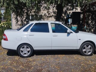 2018 Lada (ВАЗ) Priora I Рестайлинг, белый, 820000 рублей, вид 4