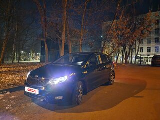 2017 Kia Rio III Рестайлинг, чёрный, 1135000 рублей, вид 2