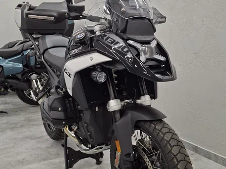 2026 BMW R 1300 GS, чёрный, 3190000 рублей, вид 3