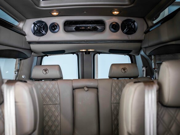 2024 GMC Savana I Рестайлинг, чёрный, 14999999 рублей - вид 23