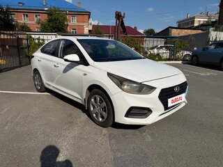 2018 Hyundai Solaris II, белый, 720000 рублей, вид 1