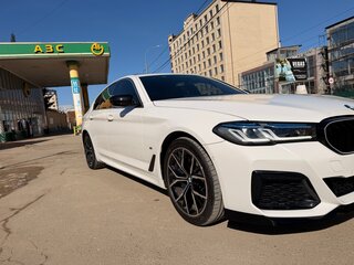 2022 BMW 5 серии Long 530Li VII (G30/G31/G38) Рестайлинг, белый, 5250000 рублей, вид 1