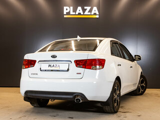 2012 Kia Forte I, белый, 819000 рублей, вид 4