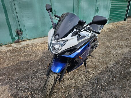 2011 Yamaha XJ6 (FZ6R), синий, 400000 рублей, вид 3