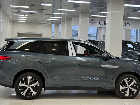2025 BYD Tang L, серый, 5100000 рублей, вид 2