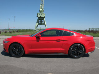 2016 Ford Mustang VI, красный, 3200000 рублей, вид 4