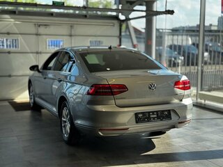 2017 Volkswagen Passat B8, серебристый, 1180000 рублей, вид 4