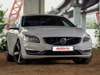 2013 Volvo S60 II Рестайлинг, белый, 1295000 рублей, вид 2