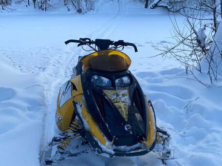 2006 BRP Ski-Doo MXZ X-racing 440, жёлтый, 335000 рублей, вид 5