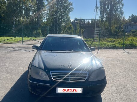 2002 Mercedes-Benz S-Класс 500 IV (W220), чёрный, вид 4
