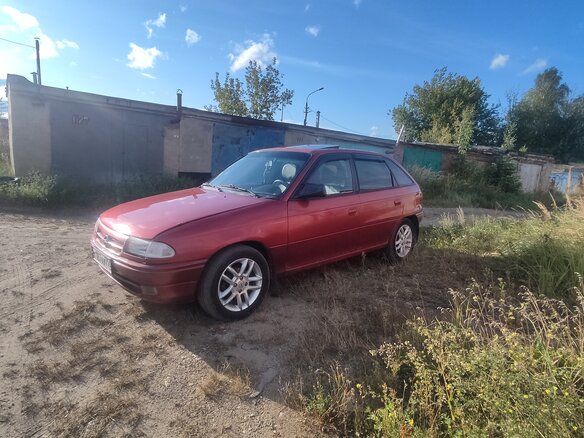 1992 Opel Astra F, красный - вид 7