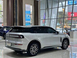 2025 Changan Qiyuan Q07 31.7 kWh, серебристый, 3425000 рублей, вид 5