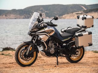 2023 CFMoto 800MT Touring, синий, 800000 рублей, вид 2