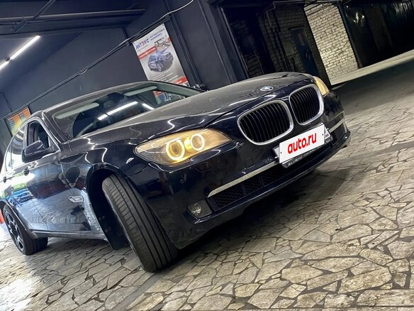 2011 BMW 7 серии 730d V (F01/F02/F04), чёрный, 1700000 рублей - вид 2