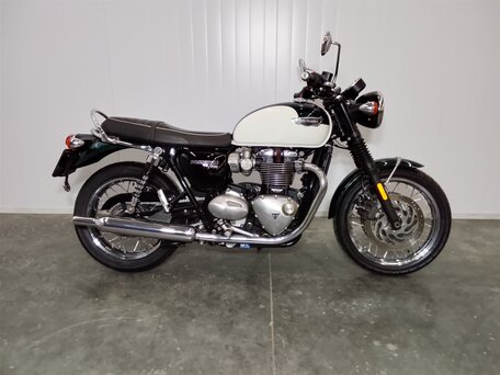 2018 Triumph Bonneville T120, белый, 959000 рублей, вид 4