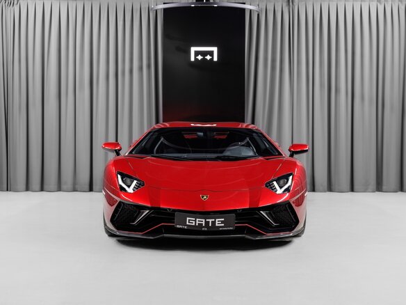 2022 Lamborghini Aventador LP780-4 Ultimae I Рестайлинг, красный, 69000000 рублей - вид 10