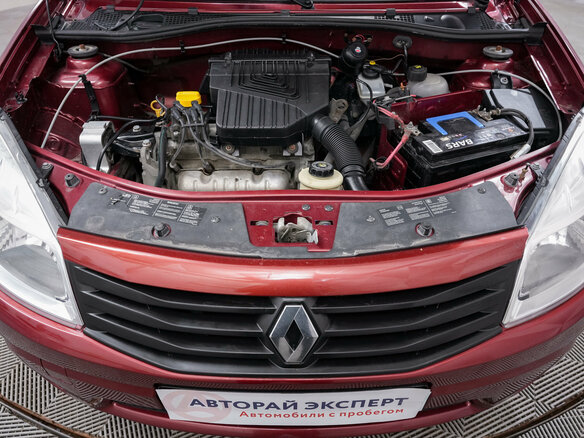 2012 Renault Sandero I, красный - вид 18