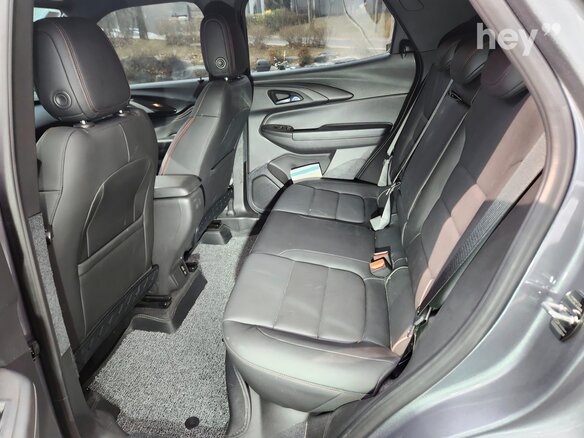 2022 Chevrolet TrailBlazer III, серый, 1920000 рублей - вид 11