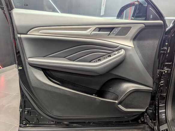 2021 Haval F7 I, чёрный - вид 18