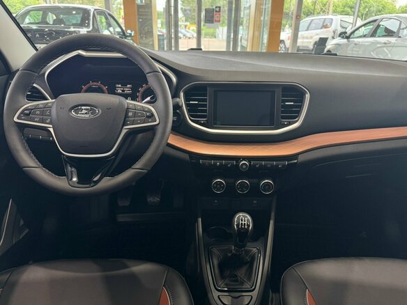 2026 Lada (ВАЗ) Vesta SW Cross I Рестайлинг (NG), коричневый, 2043000 рублей - вид 3