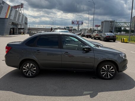 2025 Lada (ВАЗ) Granta I Рестайлинг, серый, 939000 рублей, вид 4