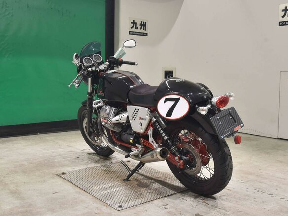 2011 Moto Guzzi V 7, чёрный, 437000 рублей - вид 5