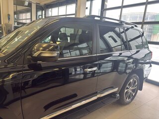 2020 Toyota Land Cruiser 200 Series Рестайлинг 2, чёрный, 8300000 рублей, вид 2