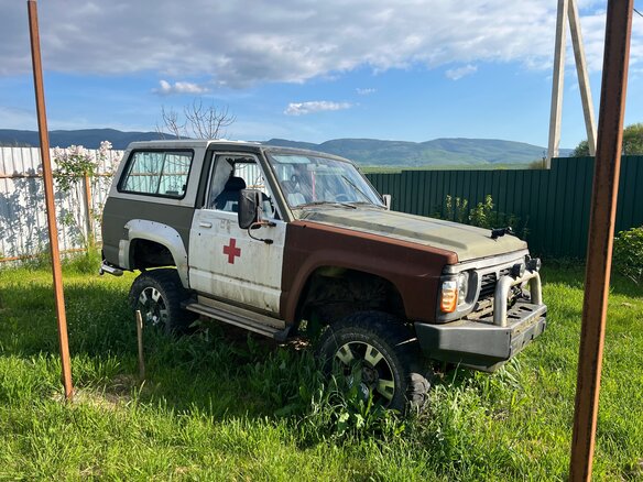 1992 Nissan Patrol IV (Y60), синий, 380000 рублей - вид 6