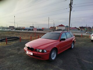 2003 BMW 5 серии 540i IV (E39) Рестайлинг, красный, 1100000 рублей, вид 1