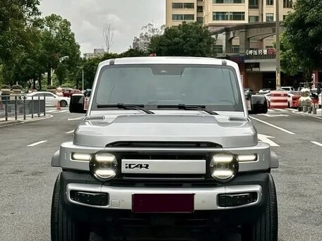 2024 iCar V23 59.93 kWh, серебристый, 1836000 рублей, вид 2