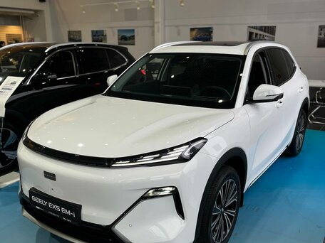 Geely EX5 Гибрид