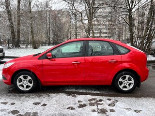 2011 Ford Focus II Рестайлинг, красный, 857000 рублей, вид 2