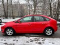 2011 Ford Focus II Рестайлинг, красный, 857000 рублей - вид 1