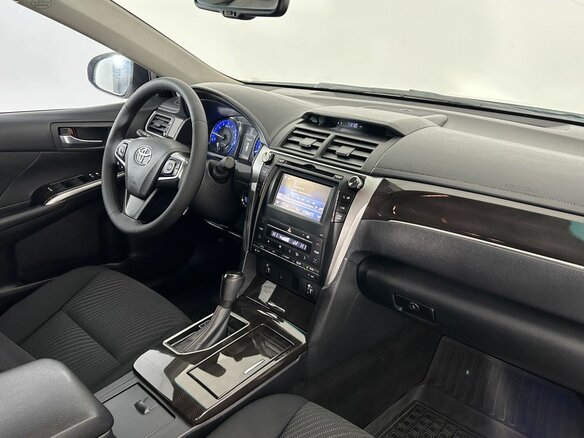 2016 Toyota Camry VII (XV50) Рестайлинг, белый - вид 19