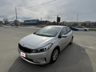 2017 Kia Cerato III Рестайлинг (Classic), серебристый, 1290000 рублей, вид 1