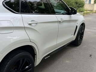 2017 BMW X6 40d II (F16), белый, 4350000 рублей, вид 3