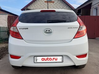 2014 Hyundai Solaris I, белый, 705000 рублей, вид 3