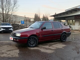 1993 Volkswagen Vento, пурпурный, 150000 рублей, вид 1