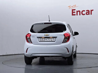 2022 Chevrolet Spark IV Рестайлинг, белый, 1024000 рублей, вид 4
