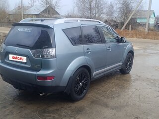 2008 Mitsubishi Outlander II, серый, 1060000 рублей, вид 3
